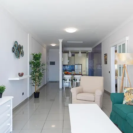 Beachfront In Puerto Mogan Apartament *